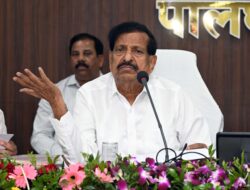 अधिकारी, ठेकेदारांवर पालकमंत्री चिडले गणेश नाईक यांची ठेकेदारांना तंबी निकृष्ट काम करणाऱ्यांना, पाठिशी घालणाऱ्यांची अधिकाऱ्यांची गय नाही