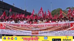 “मार्क्सवादी कम्युनिस्ट पक्षाचे आंदोलन स्थगित” स्थानिक मागण्या मान्य, अन्य मागण्या संदर्भात आश्वासन तीन महिन्यांत प्रश्न न सुटल्यास पुन्हा आंदोलन