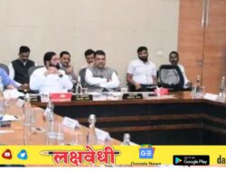 ८९ हजार कोटींच्या ५ अतिविशाल प्रकल्पांना विशेष प्रोत्साहनमुख्यमंत्री देवेंद्र फडणवीस; उद्योग विभाग मंत्रिमंडळ उपसमितीच्या बैठकीत मंजुरी